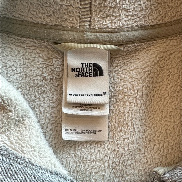 North face jacket. - Picture 5 of 6